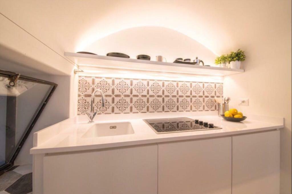 Tinylovely Apartment อีสเกีย ภายนอก รูปภาพ